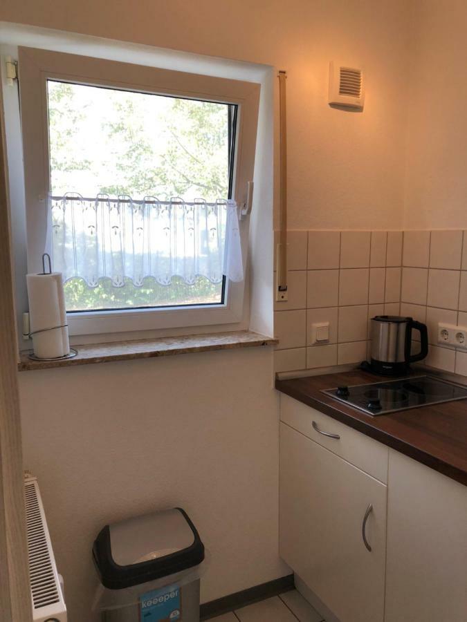 Bed & Kitchen Apartment กีเซิน ภายนอก รูปภาพ