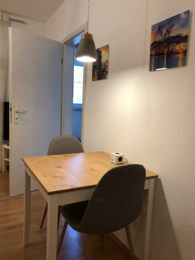 Bed & Kitchen Apartment กีเซิน ภายนอก รูปภาพ